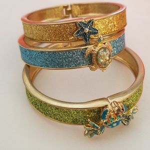 Betsy johnson glitter starfish bracelet gold tone